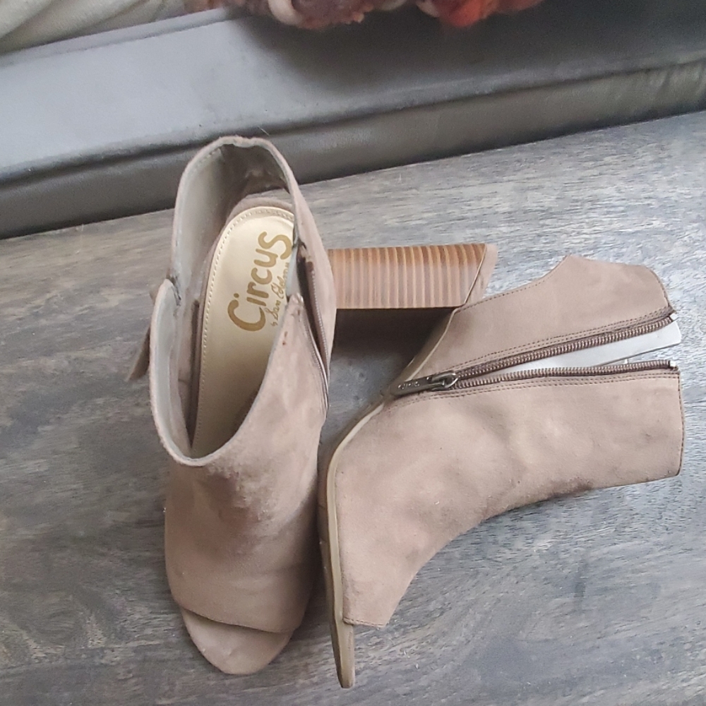 Open toed ankle booties